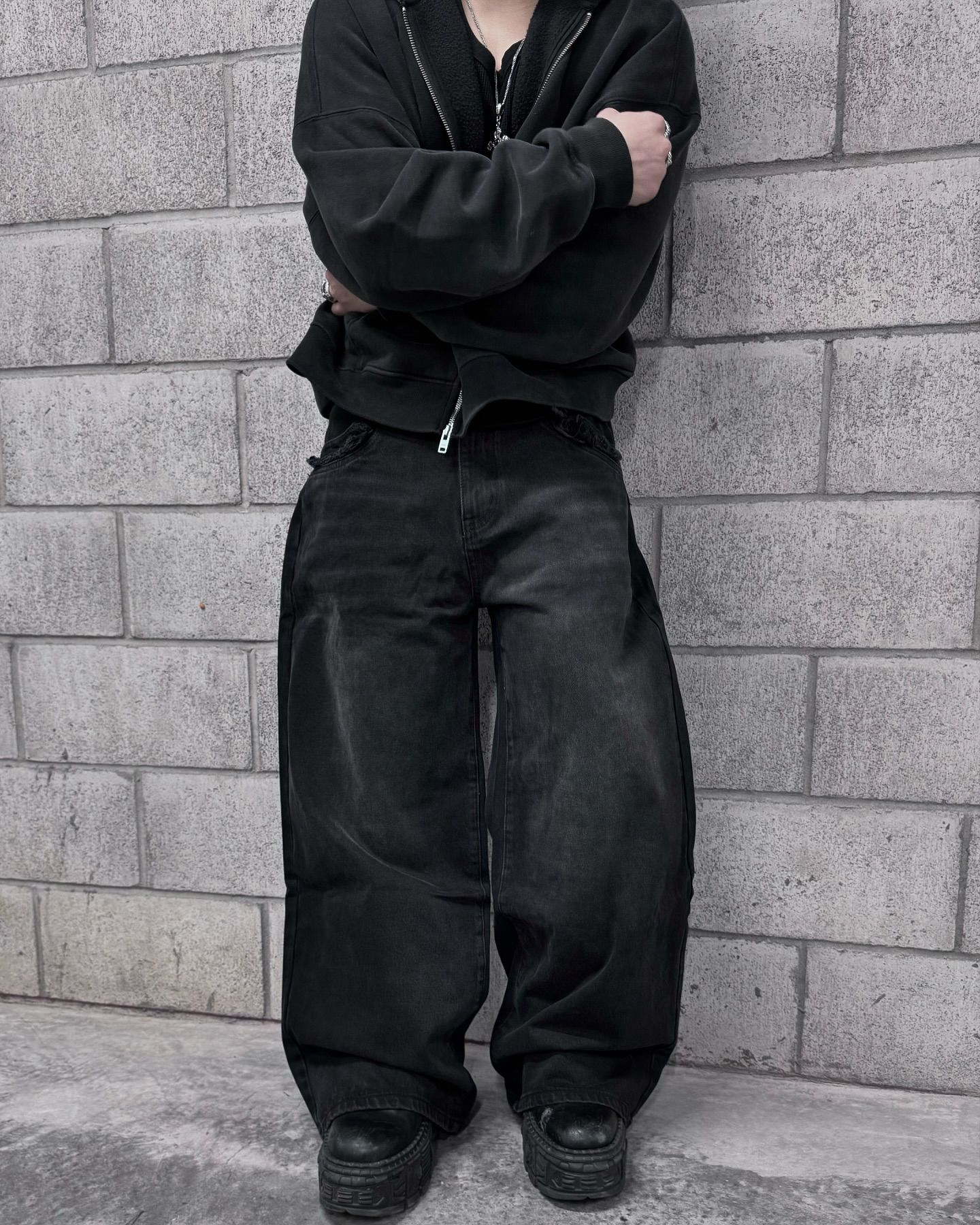 ARCHANGEL BAGGY DENIM