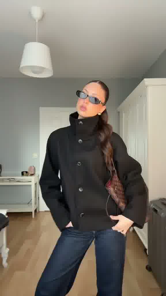 Everyday Short Trench